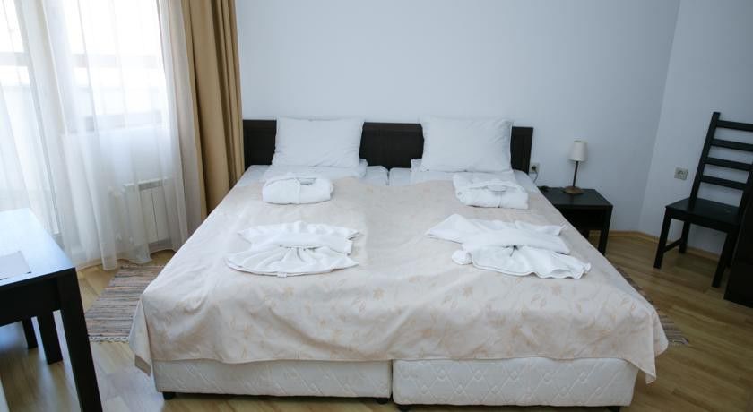 St. John Hill Suites Hotel Бансько Екстер'єр фото
