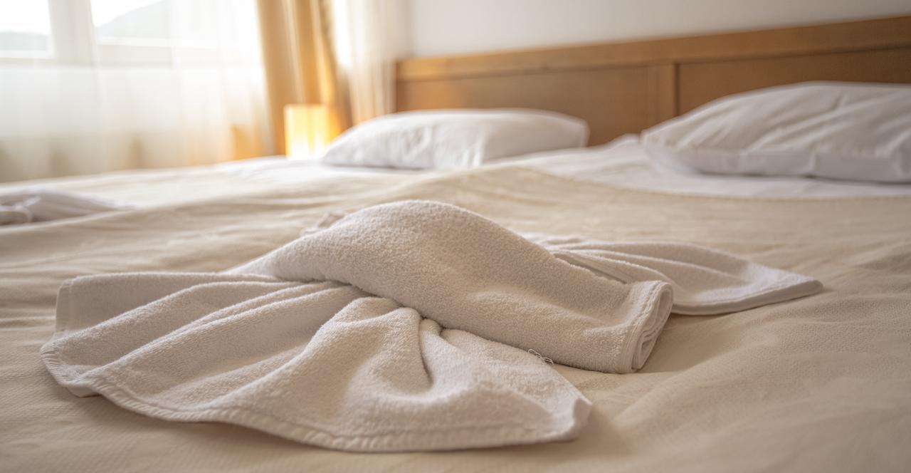 St. John Hill Suites Hotel Бансько Екстер'єр фото