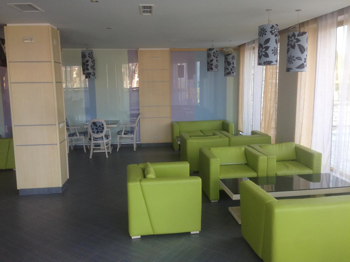 St. John Hill Suites Hotel Бансько Екстер'єр фото